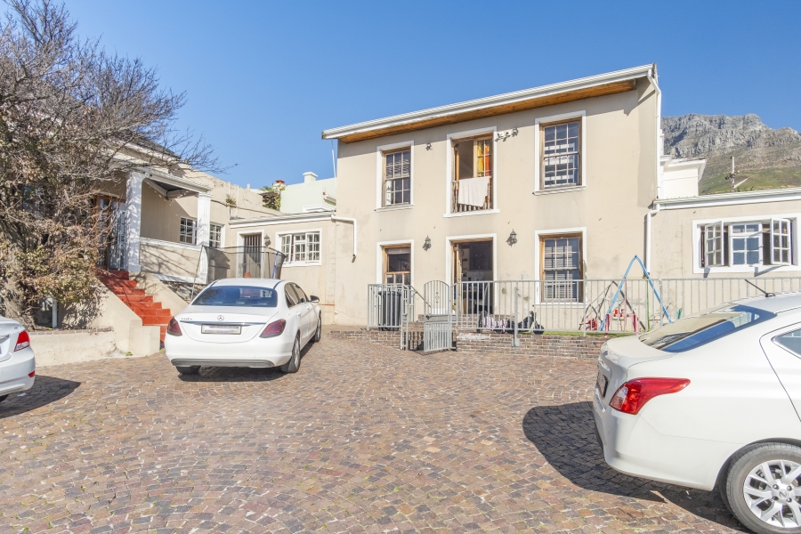 8 Bedroom Property for Sale in Walmer Estate Western Cape